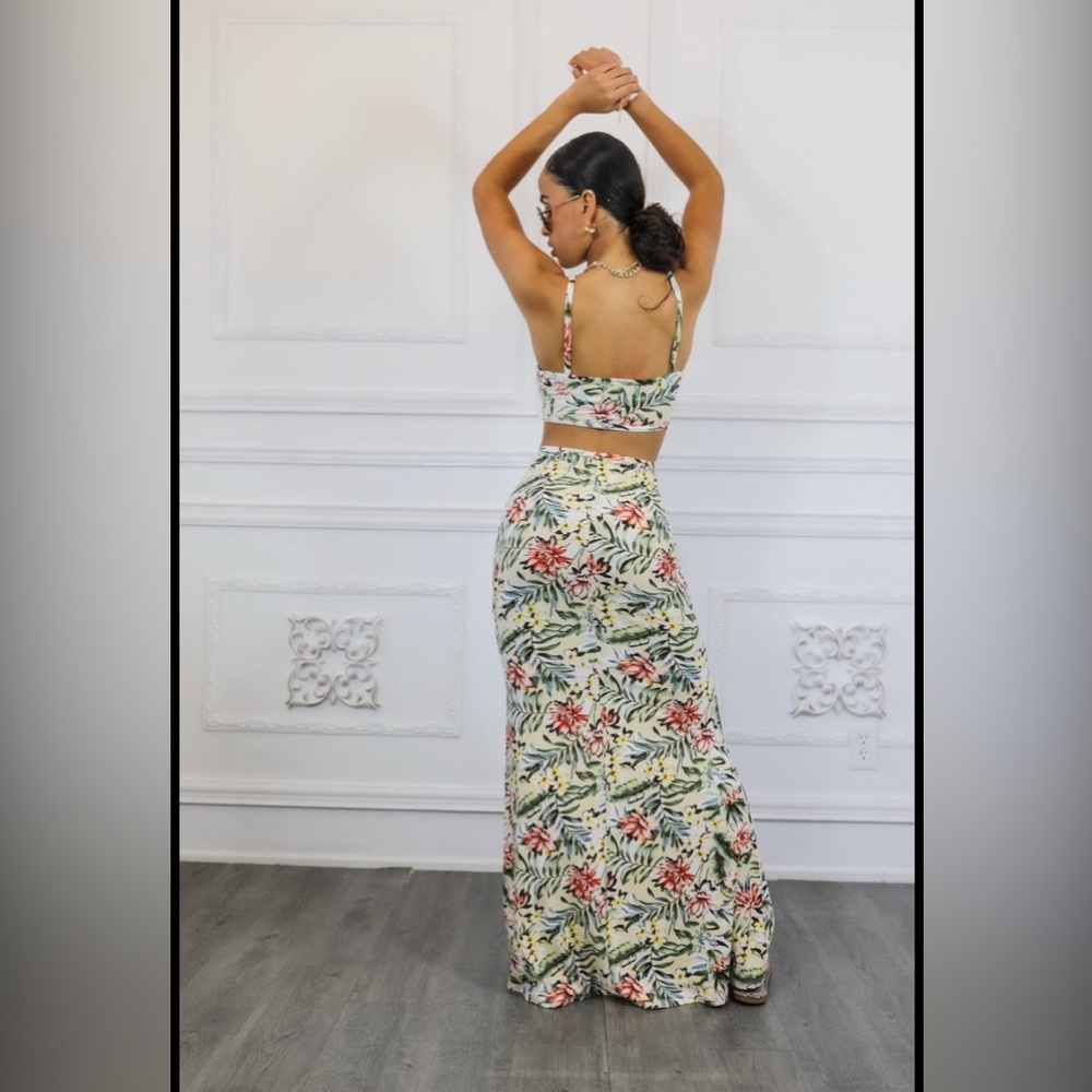 Floral Maxi Dress with Cut-Out Detail - Picture 5 of 5